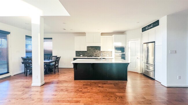 Foto del edificio - 4218 Sage Glen Ln