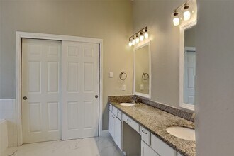 Building Photo - 18327 Bluewater Cove Dr