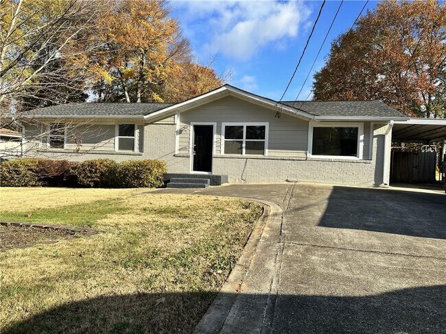 Foto del edificio - 503 Concord Woods Dr SE