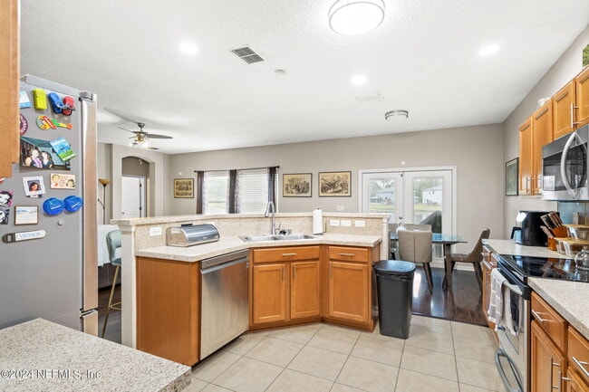 Building Photo - 1545 Harvest Cove Dr