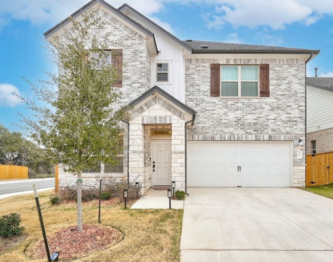 Building Photo - 13006 Bloomington Dr