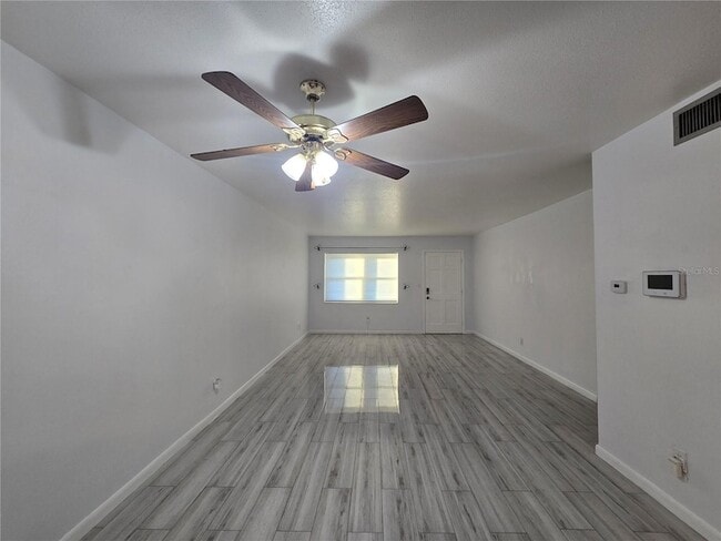 Building Photo - 211 Pasadena Ave N