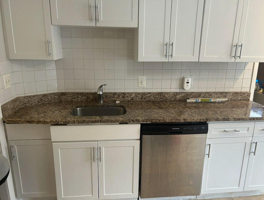 Foto principal - 110 Sciarappa St