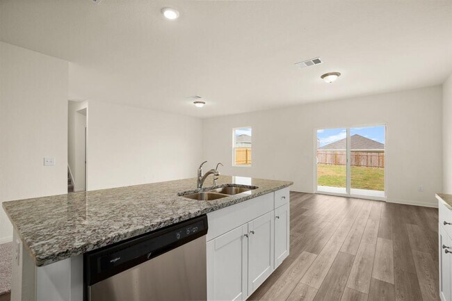 Foto del edificio - 14501 John Marshall Bend