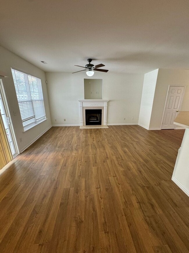 Building Photo - 742 Shellstone Pl