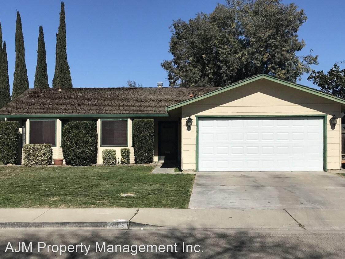 Primary Photo - 945 Bonta Ave