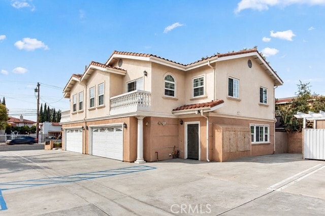 Building Photo - 7592 Artesia Blvd