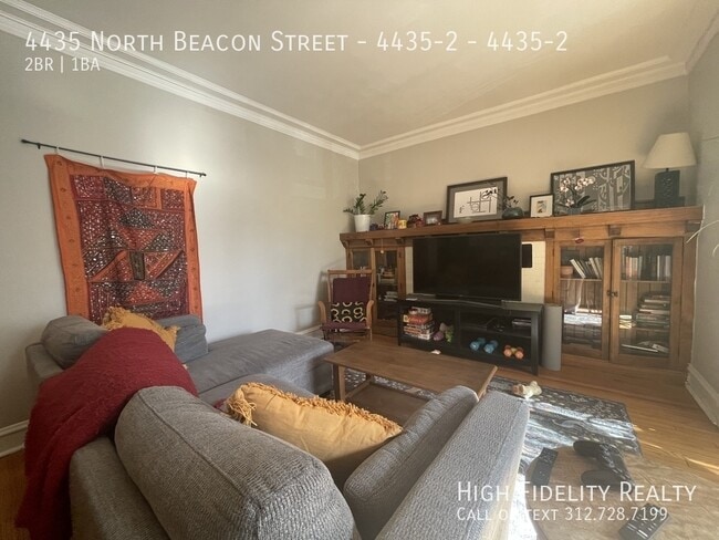 Building Photo - 4435 N Beacon St