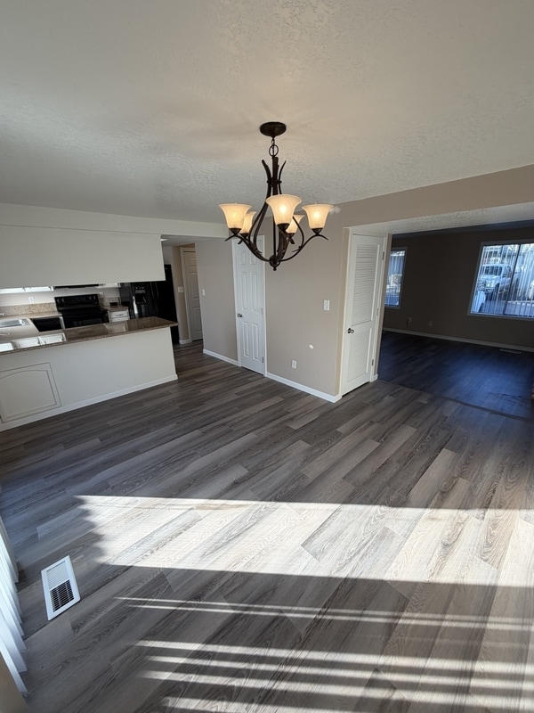 Building Photo - 1202 Morrow Rd