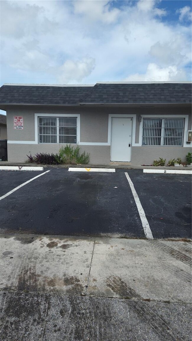 Building Photo - 3970 NW 31st Terrace