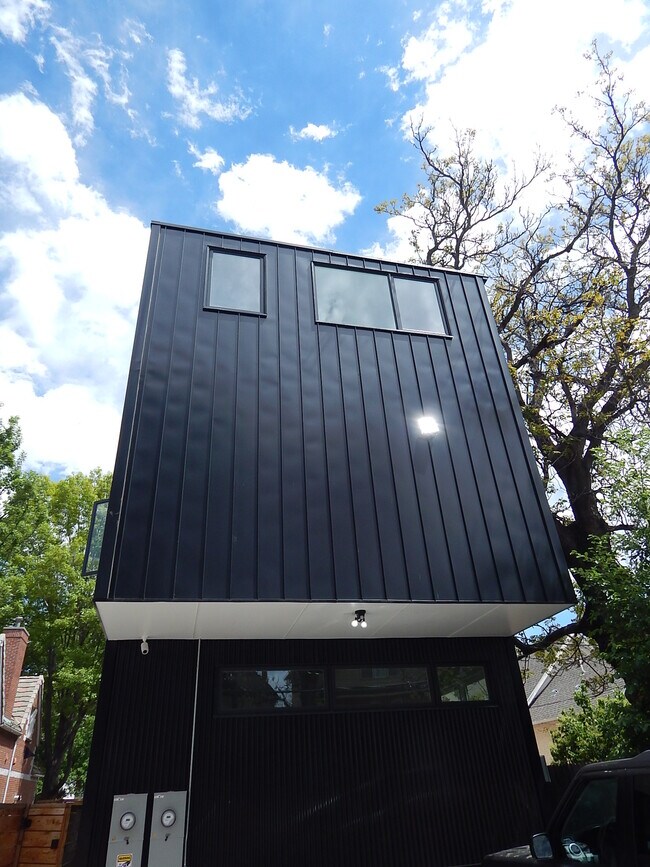 Exterior - Rear - 1629 N Gilpin St