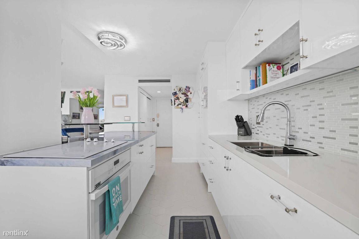 Primary Photo - 2 br, 2 bath House - 1200 S Ocean Blvd Apt 9F