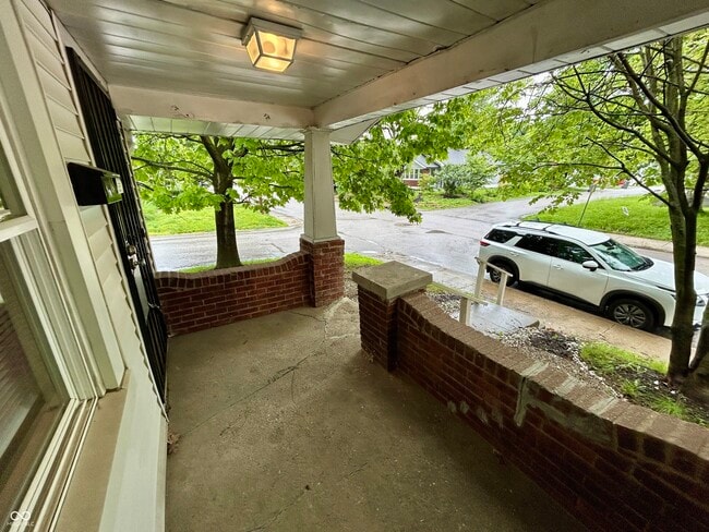 Building Photo - 1432 N Colorado Ave