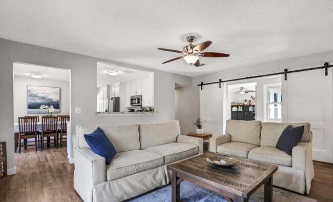 Foto del edificio - 75028 Edwards Rd