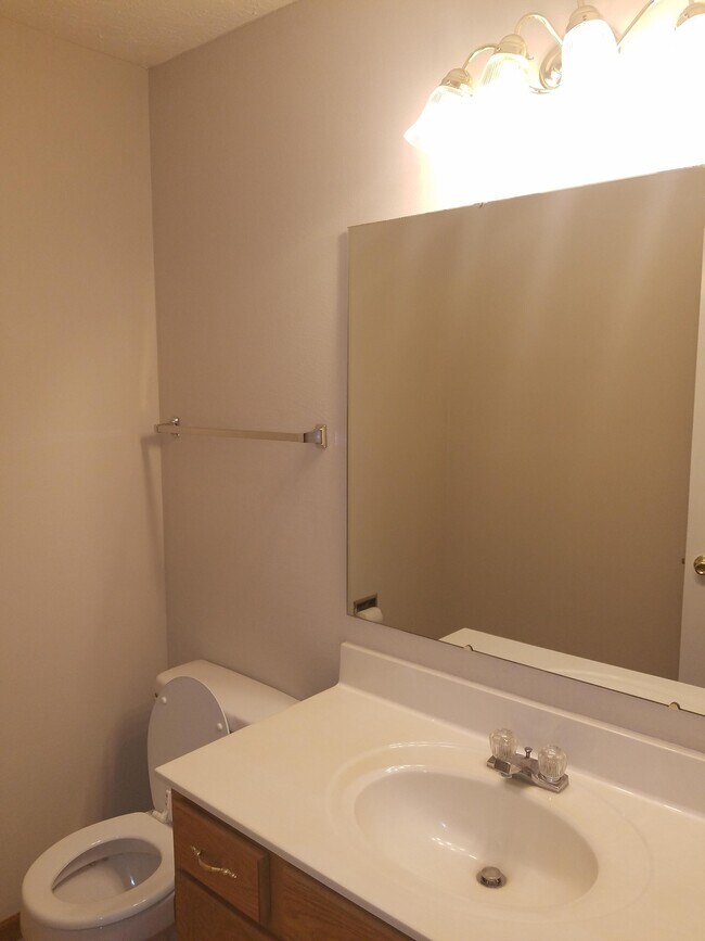 Foto del edificio - 2730 Stonebridge Ct