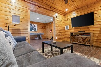 Building Photo - 202 Oak Ledge Rd