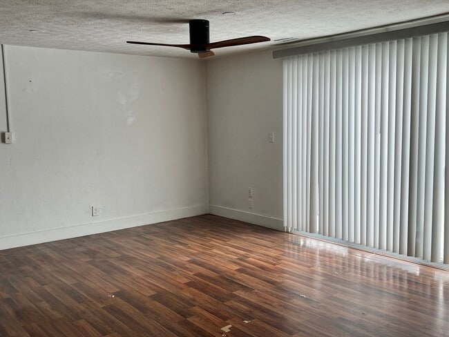 Foto del edificio - 502 Oak St