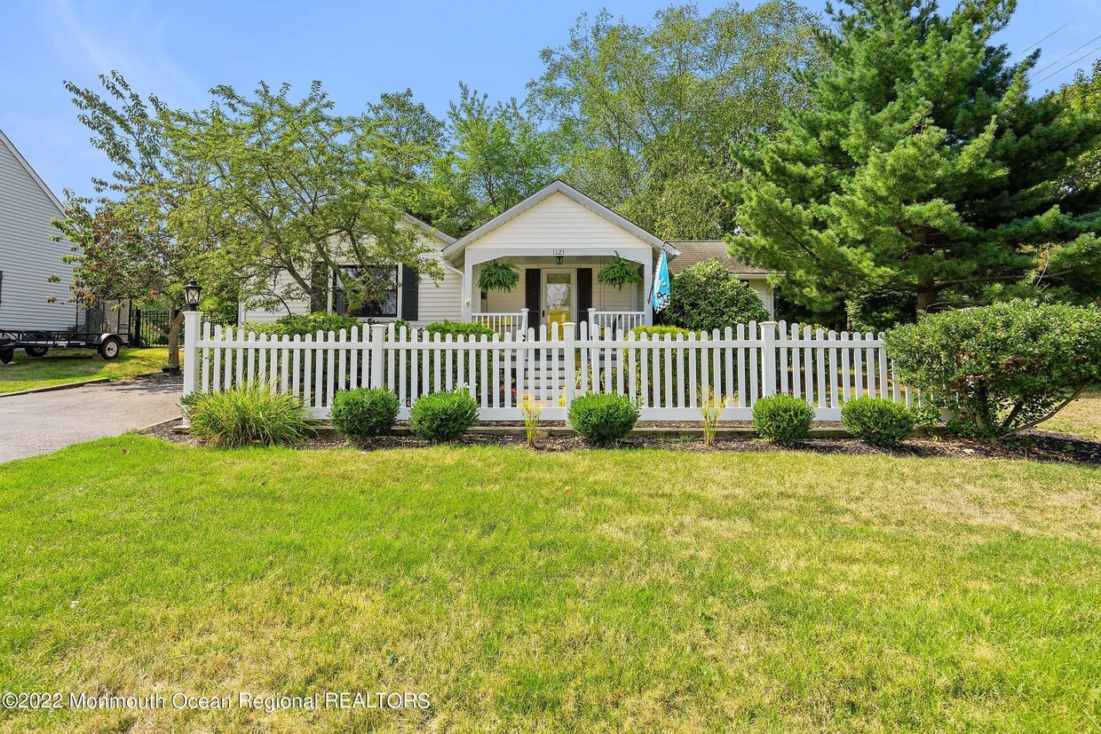 1121 Jefferson Ave, Manasquan, NJ 08736 House Rental in Manasquan, NJ