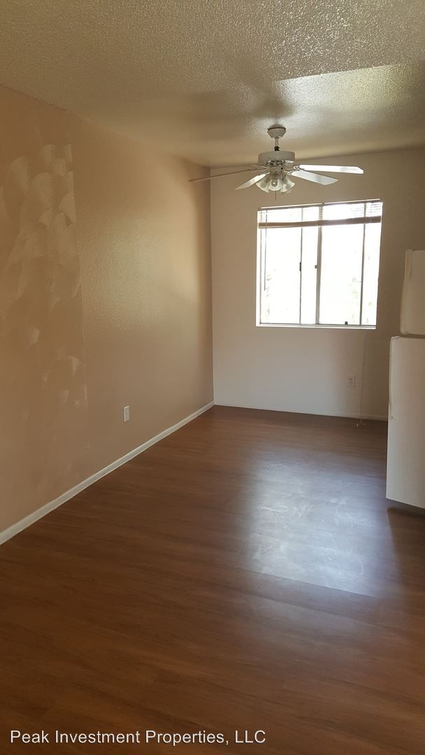 Foto del edificio - 1603-1603 W Denton Ln