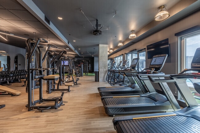 State-of-the-Art Fitness Center - Local Nashville