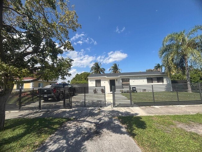 Building Photo - 1071 NW 85th St
