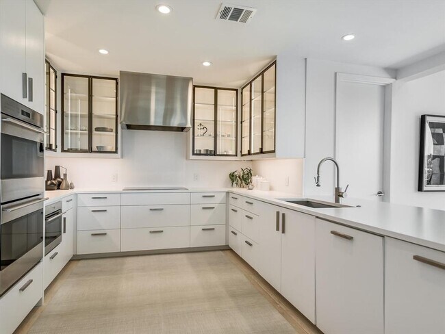 Building Photo - 4911 Bull Mountain Cove