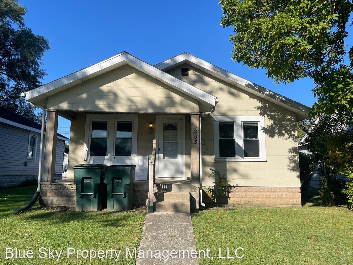 Primary Photo - 3 br, 1 bath House - 3203 South Hackley St...