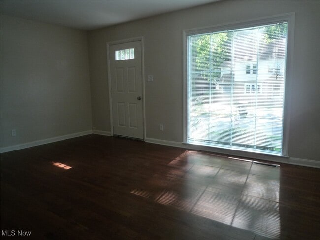 Foto del edificio - 2827 Norwood St