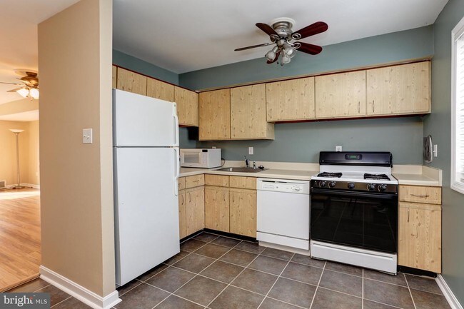 Building Photo - 11147 Littlebrook Ln