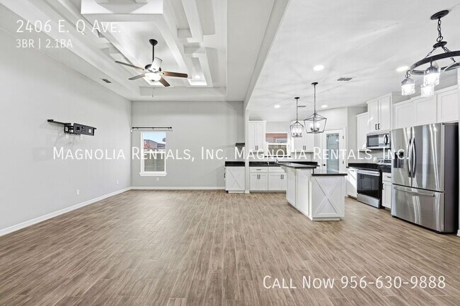 Foto del edificio - 2406 E Q Ave