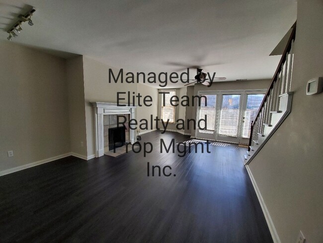 Foto del edificio - 230 S Cedar Unit 5 Condo....Avail mid to l...