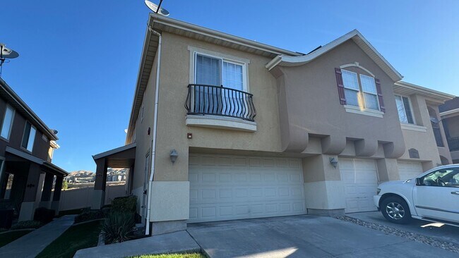 Foto del edificio - 3 bedroom 2.5 bath In Lehi!