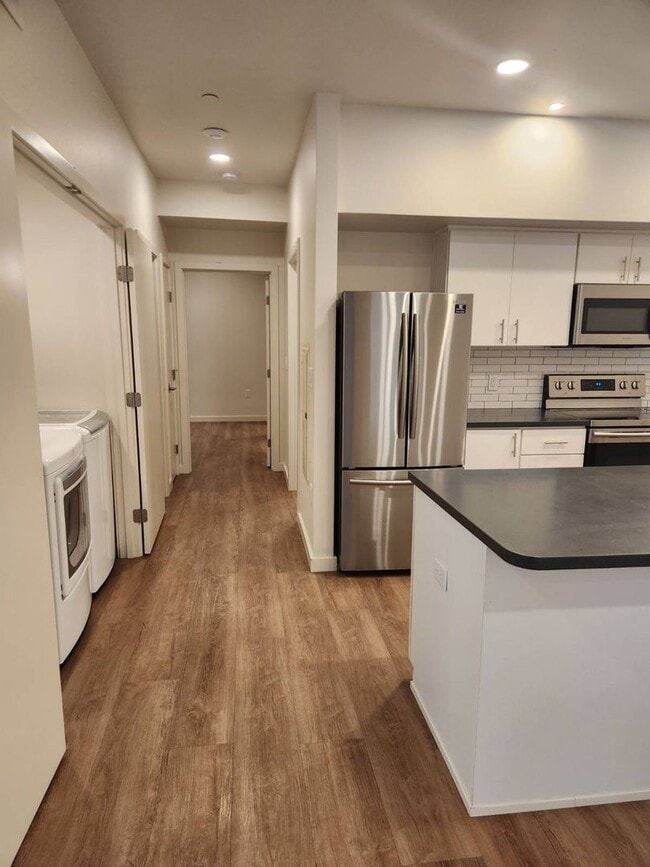 Foto del edificio - Golf View 2 Bedroom, 2 Bath Flat