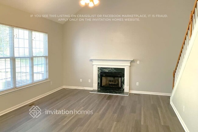 Foto del edificio - 8007 Harrington Woods Rd