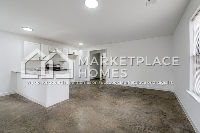 Foto del edificio - 3534 Christine Rd