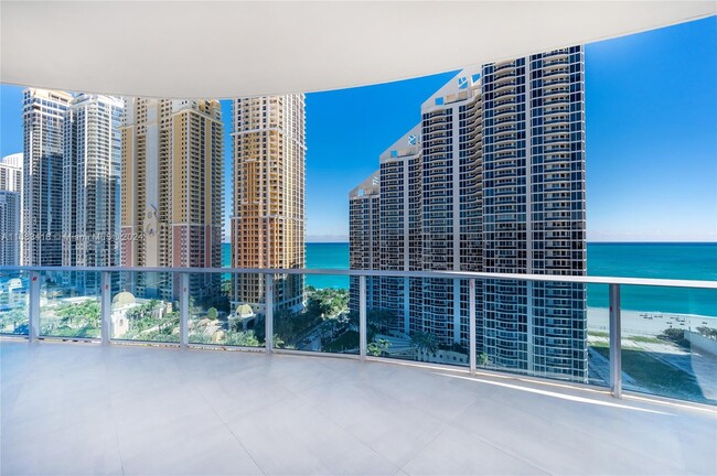 Foto del edificio - 17550 Collins Ave