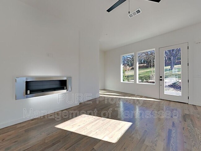 Building Photo - 1208 Watts Terrace