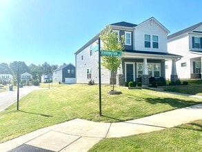 Building Photo - 4047 Armstrong Farm Dr