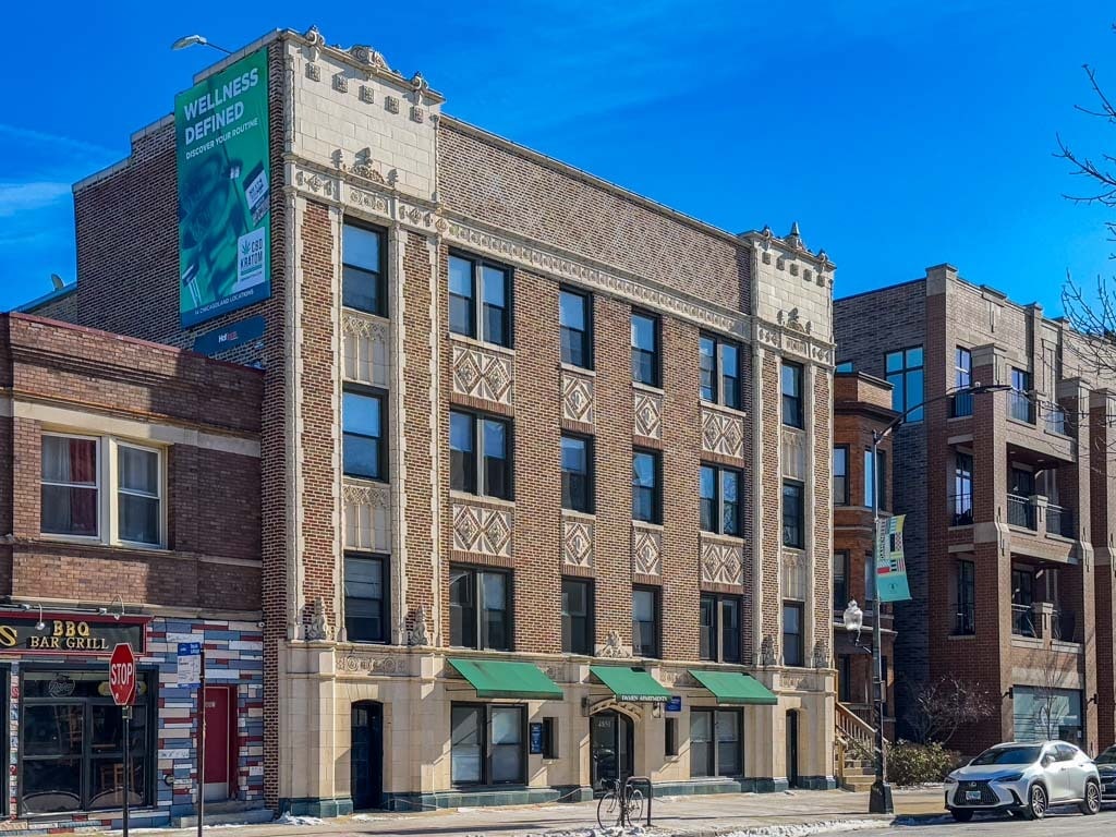 Primary Photo - 4854 N Damen Ave