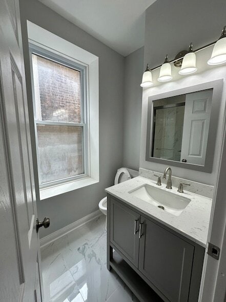 Building Photo - 2002 W 21st Pl