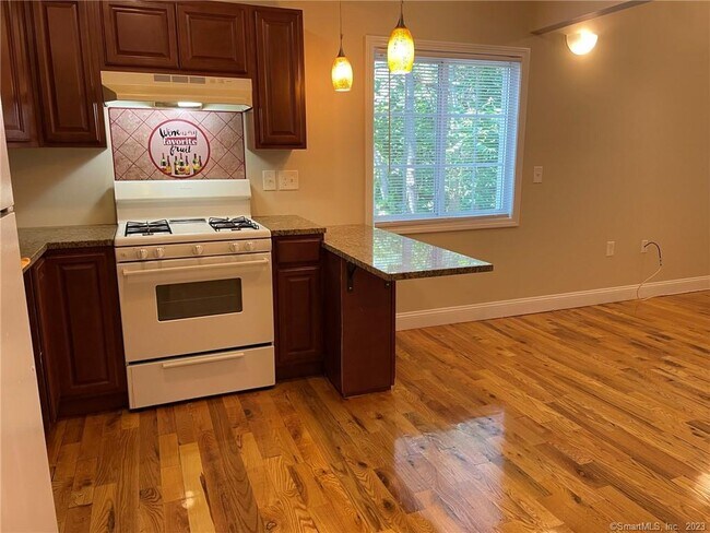 Building Photo - 79 E Grand Ave