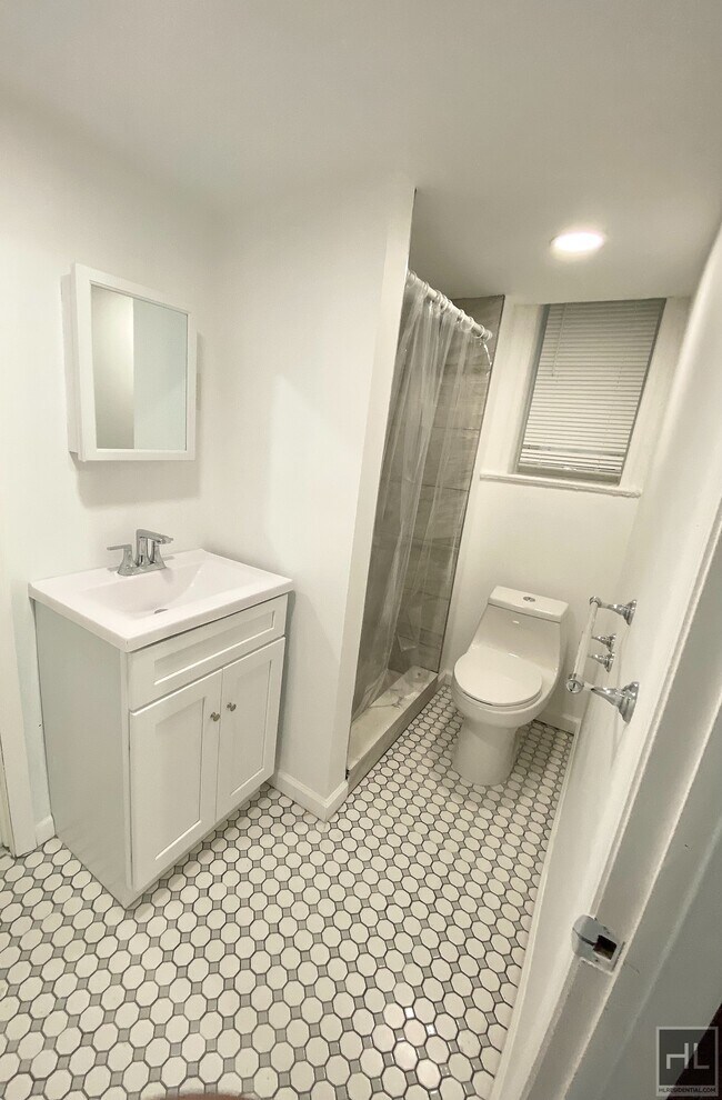 Foto del edificio - MILLER AVENUE