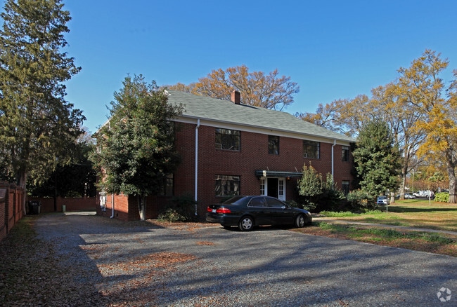 Building Photo - 2301-2312 Croydon Rd