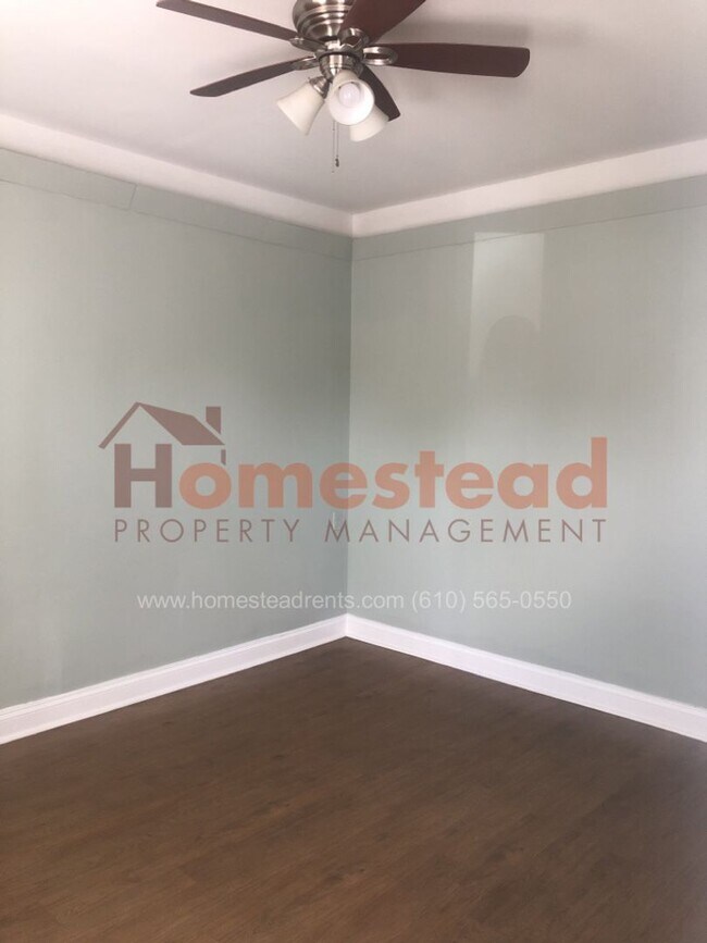 Foto del edificio - 8 S 5th St