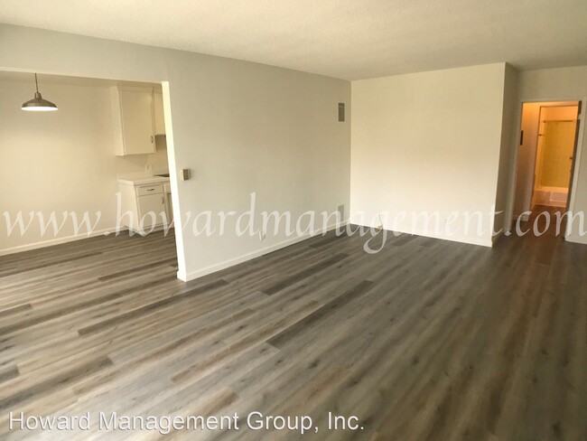 Foto del edificio - 1427 S Crest Dr