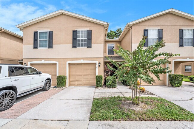 Foto del edificio - 8431 Edgewater Place Blvd