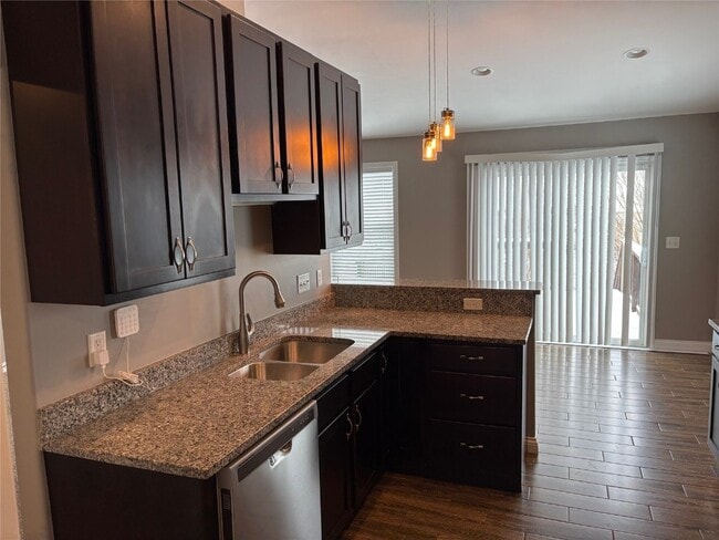 Building Photo - 478 Honeysuckle Creek Dr