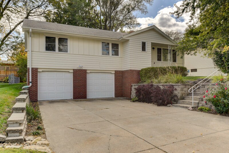 11221 Westover Rd, Omaha, NE 68154 House Rental in Omaha, NE