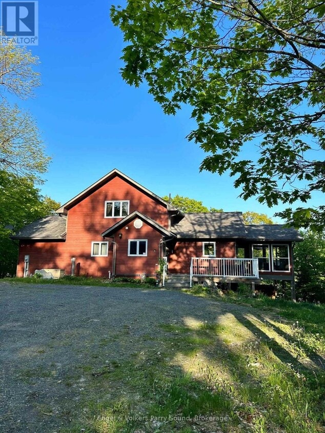 Photo principale - 76 Long Lake Estates Rd