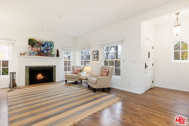 Foto del edificio - 2316 Washington Ave